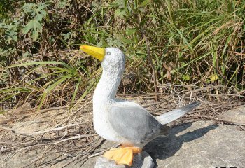 鴿子雕塑-公園湖邊創(chuàng)意個(gè)性玻璃鋼仿真動物鴿子雕塑