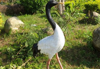 仙鶴雕塑-戶(hù)外玻璃鋼彩繪仿真動(dòng)物公園景觀仙鶴雕塑