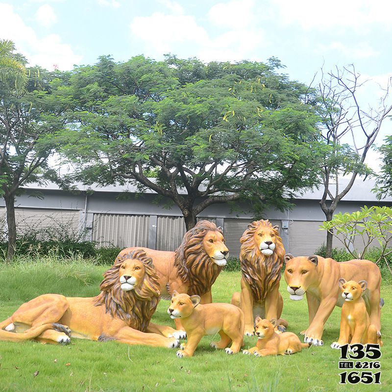 獅子雕塑-戶外草坪玻璃鋼仿真動物園林景觀裝飾擺件獅子雕塑