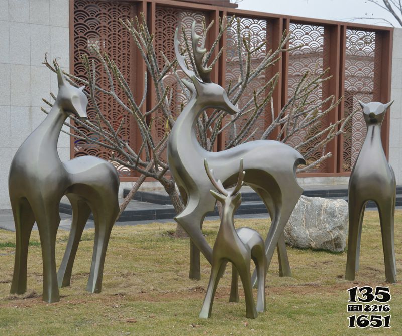 鹿雕塑-公園景區(qū)不銹鋼仿銅抽象藝術(shù)鹿雕塑