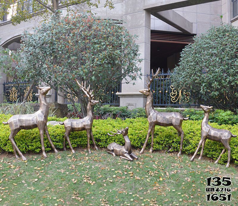 梅花鹿雕塑-別墅小區(qū)不銹鋼裝飾品大型動物景觀梅花鹿雕塑