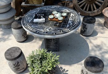 石桌雕塑-庭院家用雕刻棋盤格芝麻黑石桌椅