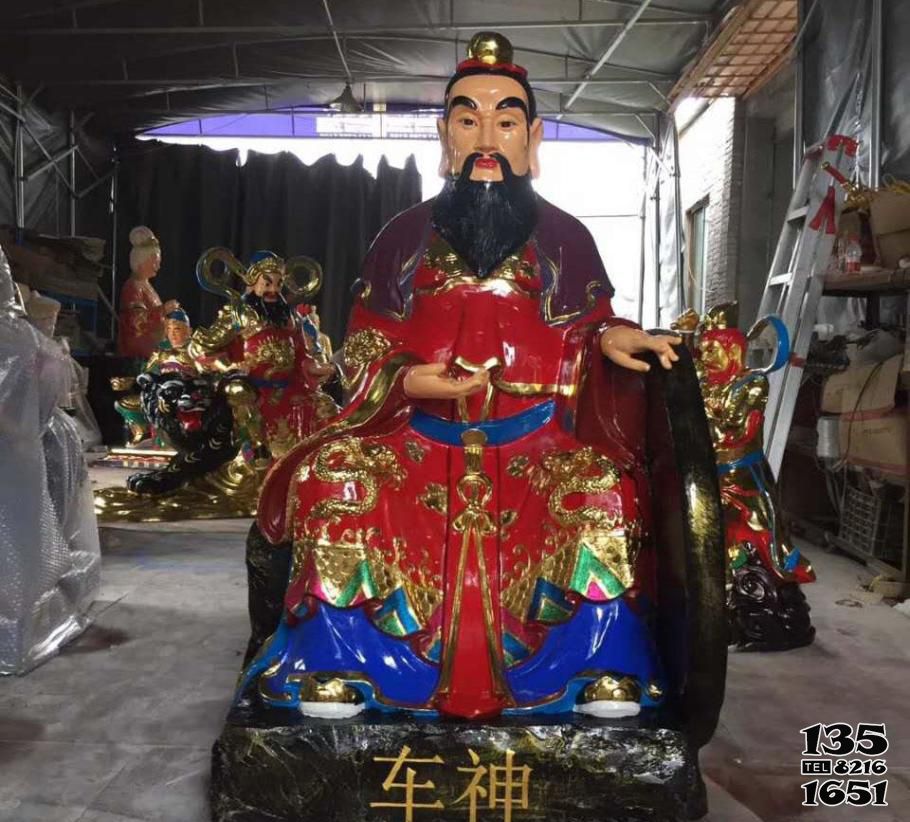 車(chē)神雕塑-景區(qū)寺廟玻璃鋼彩繪平安車(chē)神雕塑高清圖片