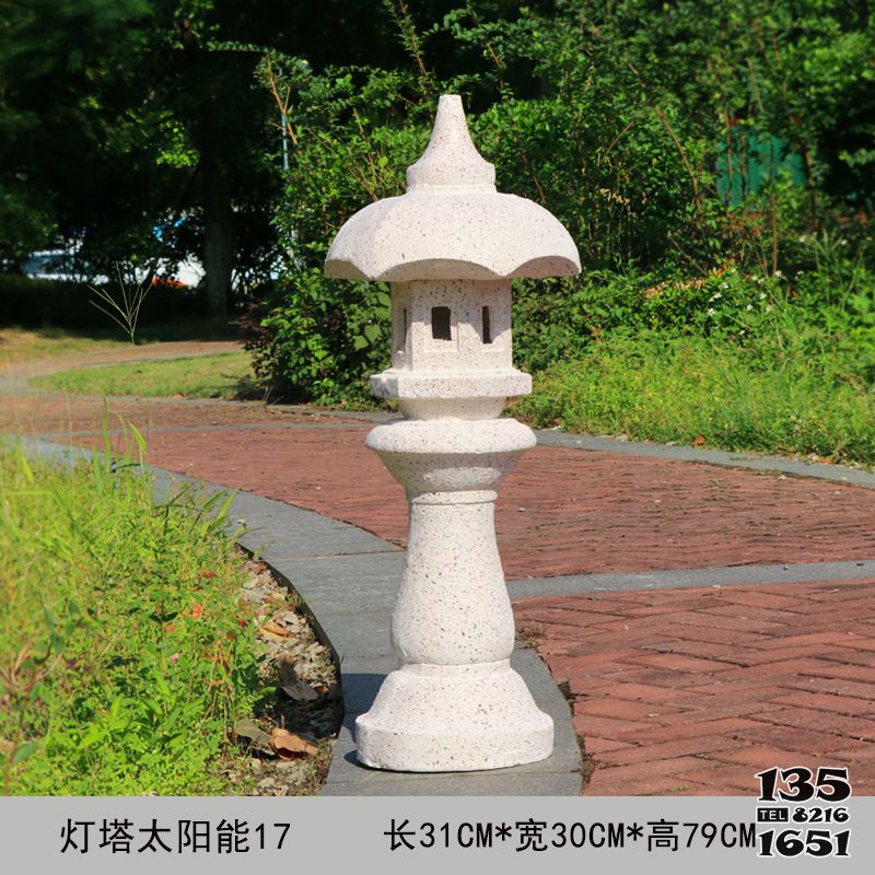 燈塔雕塑-太陽(yáng)能擺件仿真落地?zé)粞b飾戶外公園草坪景觀燈高清圖片