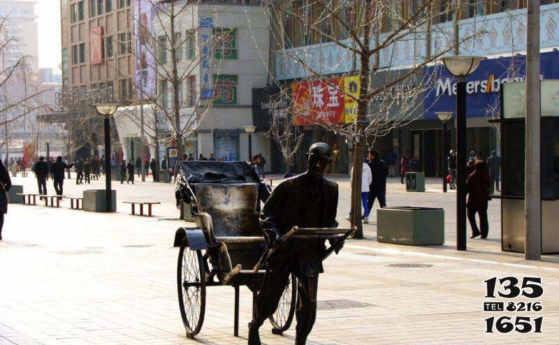 黃包車雕塑-商場(chǎng)室外擺放奔跑拉黃包車的人物景觀銅雕高清圖片