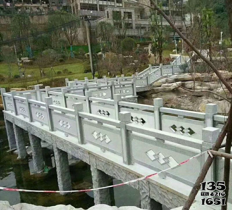 欄桿欄板雕塑-小區(qū)公園石橋大理石欄板護(hù)欄裝飾擺件高清圖片