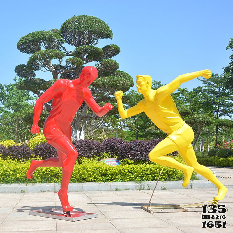 跑步雕塑-公園林景觀玻璃鋼彩繪跑步運(yùn)動(dòng)人物雕塑擺件高清圖片