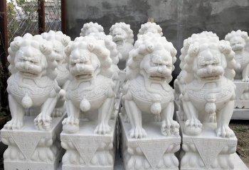 北京石獅子景區(qū)大型漢白玉看門神獸，象征著家園安全