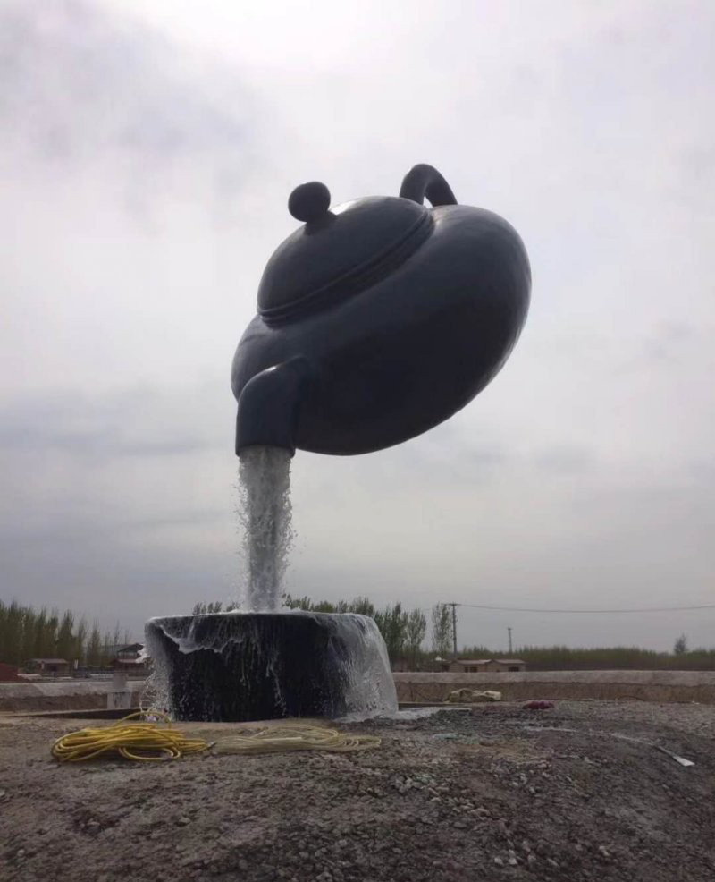 承接新疆流水的茶壺銅雕-流水的茶壺銅雕 公園景觀雕塑