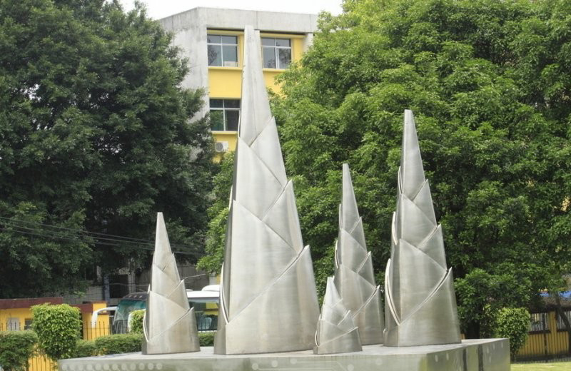 公園不銹鋼竹筍雕塑-不銹鋼竹筍雕塑 公園景觀雕塑高清圖片