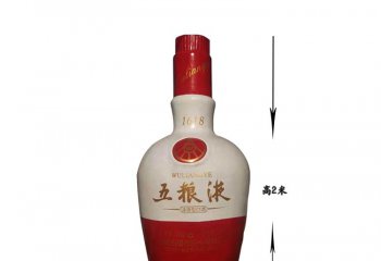 玻璃鋼酒瓶雕塑-玻璃鋼酒瓶雕塑，仿真玻璃鋼酒瓶雕塑 